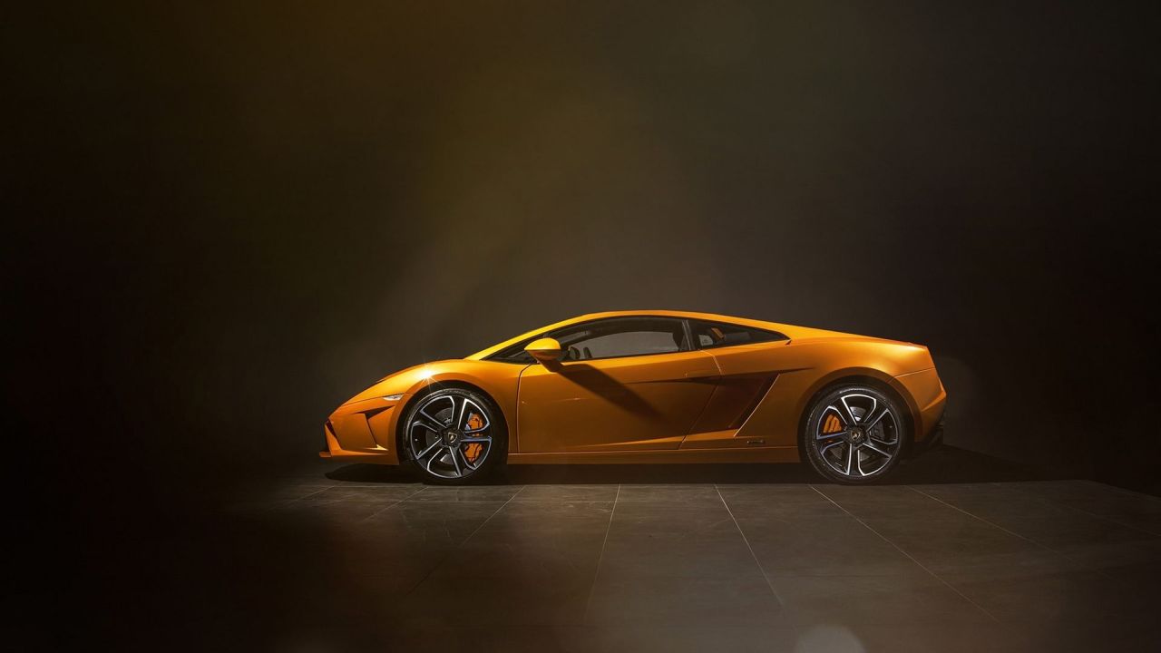 Orange Lamborghini Gallardo