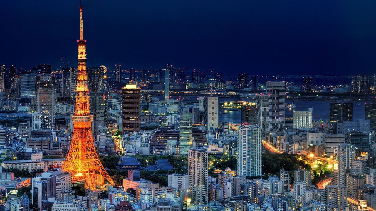 Tokyo Tower at night