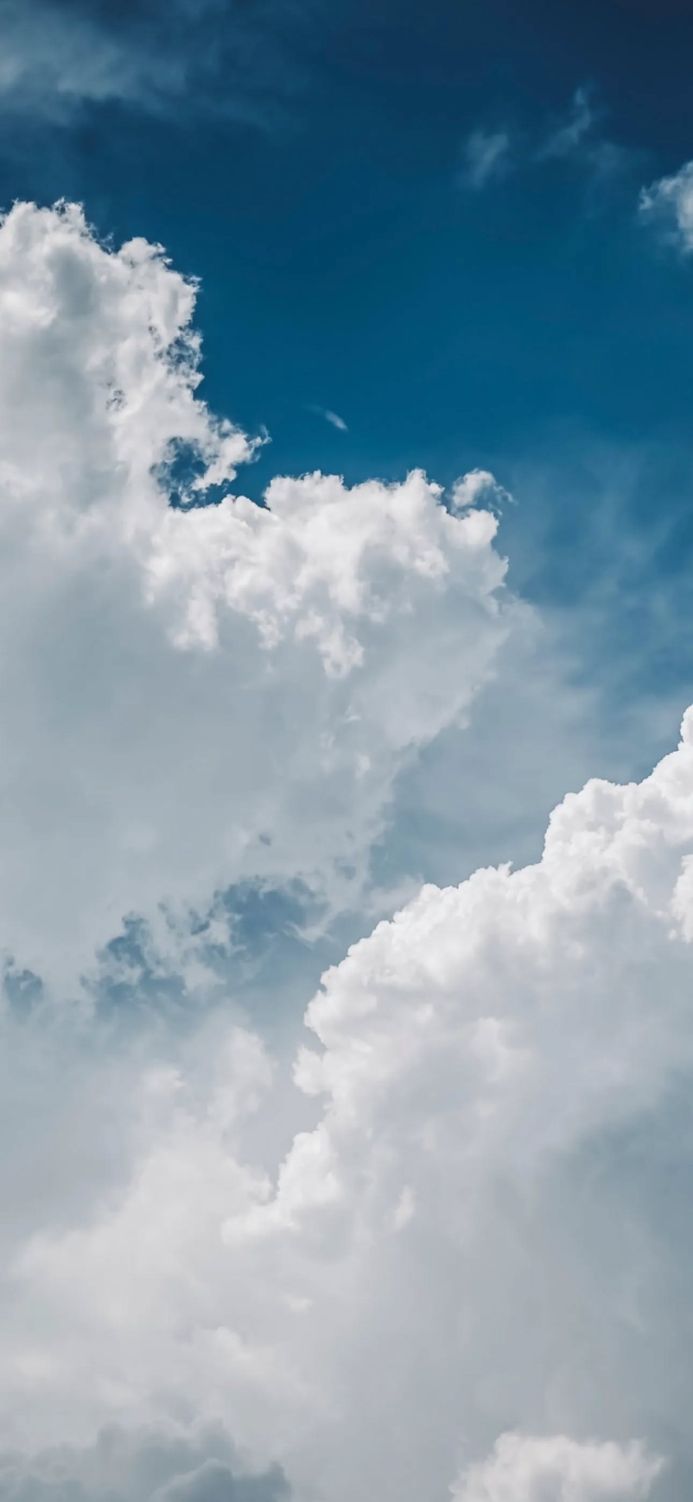 Clouds in a blue sky