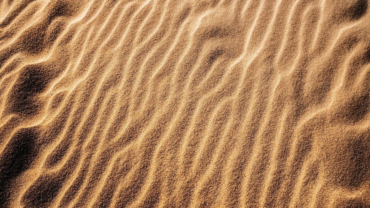 Sand texture with waves