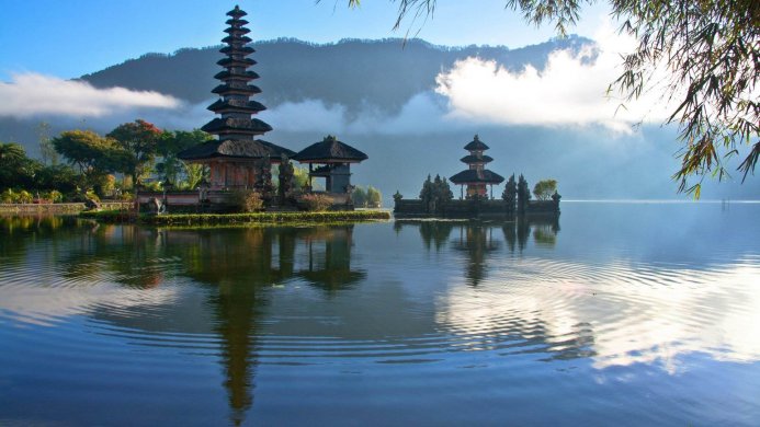 Ulun Danu Beratan Temple reflected in Lake Beratan, Bali, Indonesia