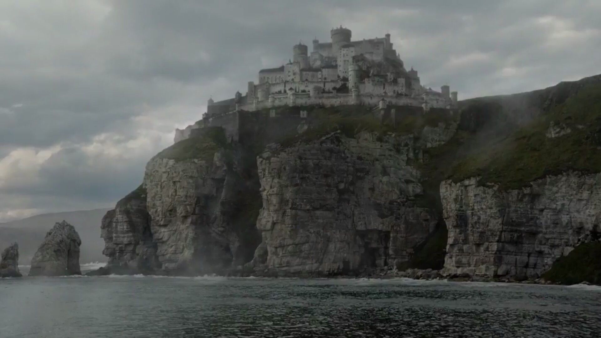 Game of Thrones landscape castle