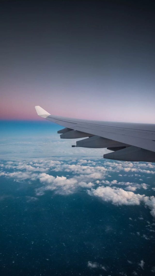 Airplane iPhone Wallpapers (28+ images) - Wallpaperboat