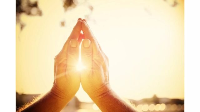 21 Praying Hands Wallpapers - Wallpaperboat