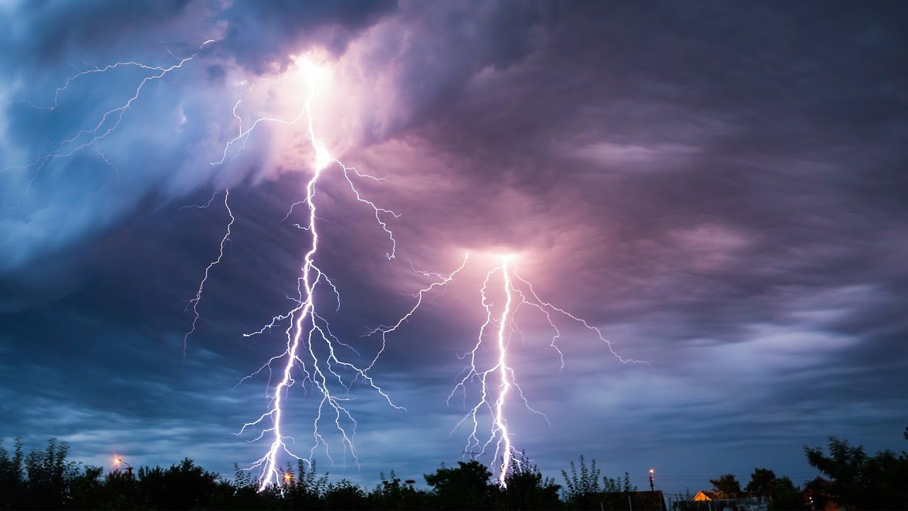 Thunder And Lightning Photos