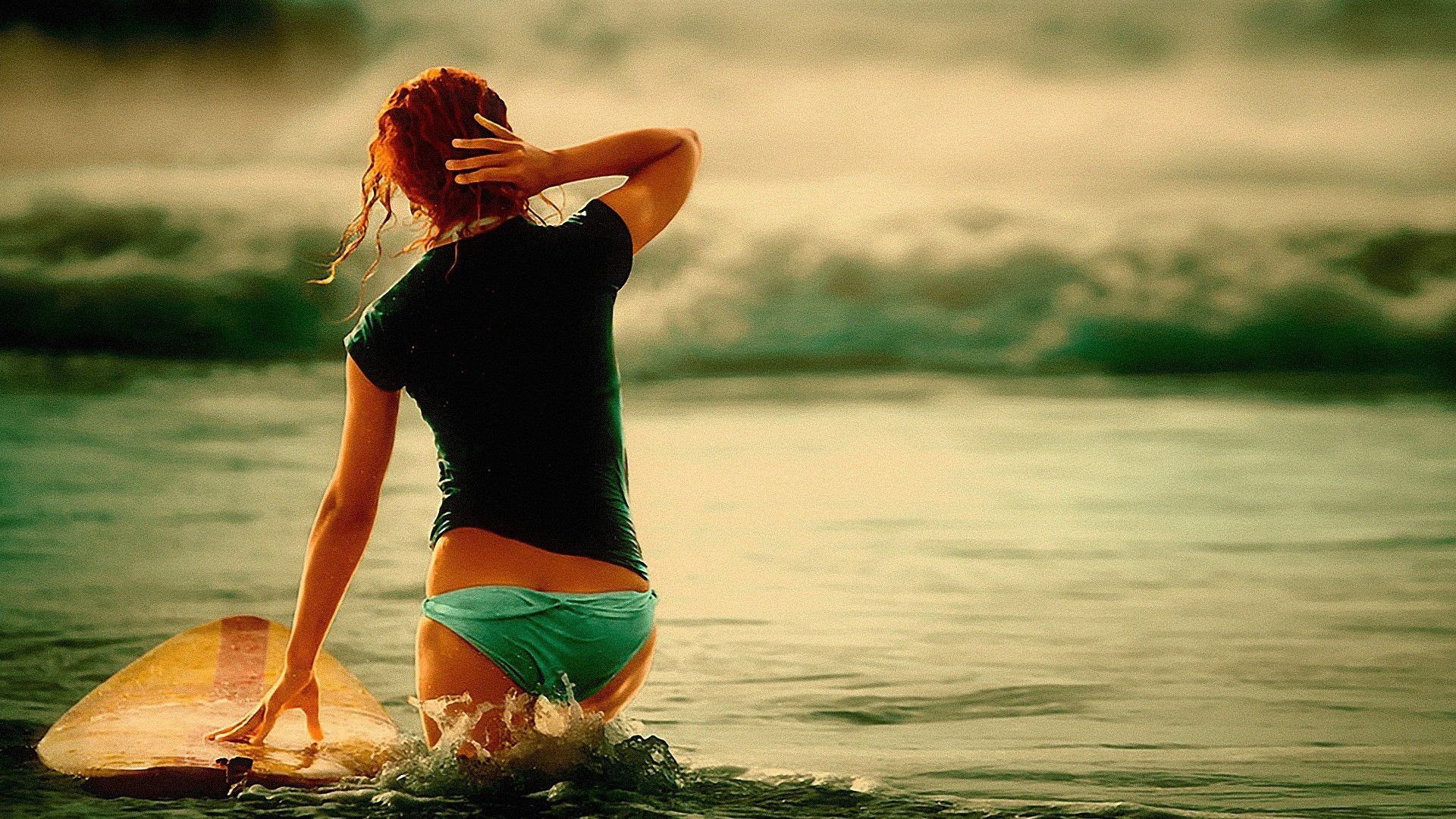 Surfer Girl hd