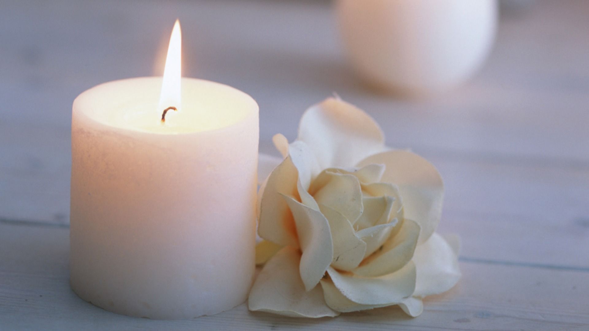Candle 1080p Wallpaper