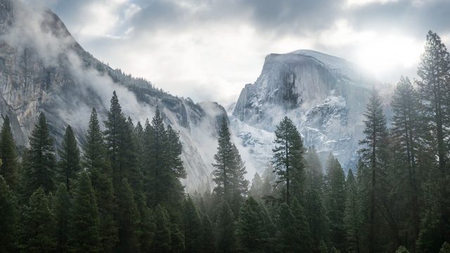 Yosemite computer wallpaper
