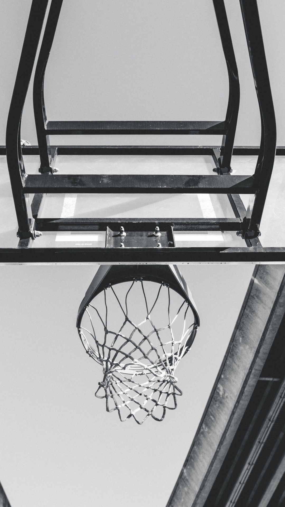 Basketball iPhone 5 wallpaper