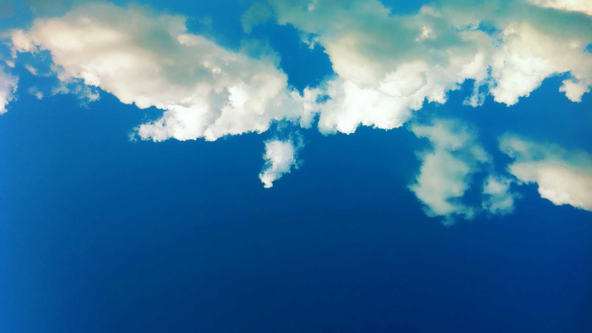 Blue Cloud HD Wallpaper