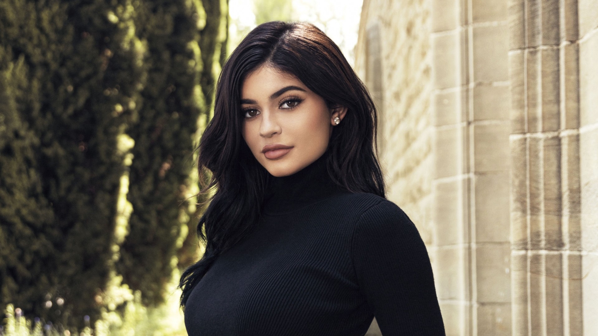 Kylie Jenner hd desktop wallpaper