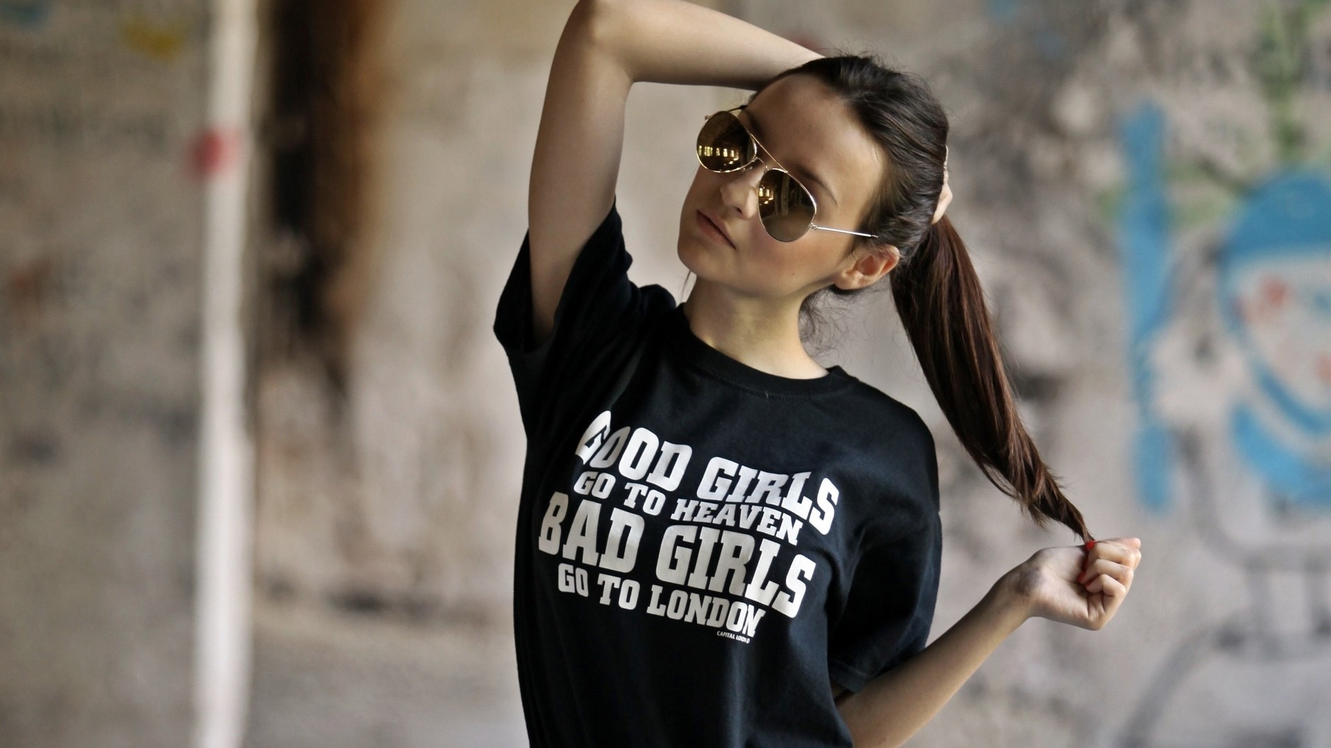 Bad Girl Wallpapers 4K APK for Android Download