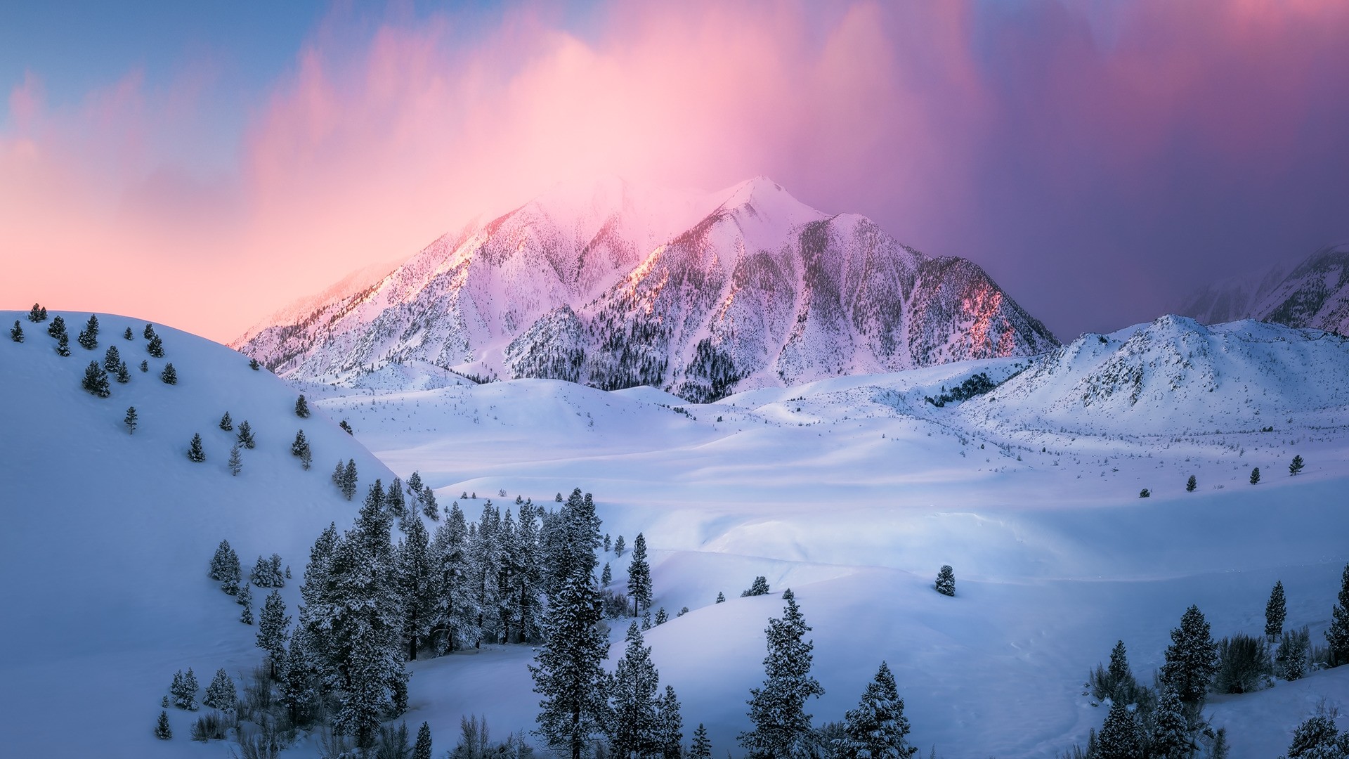 Snow Mountain wallpaper