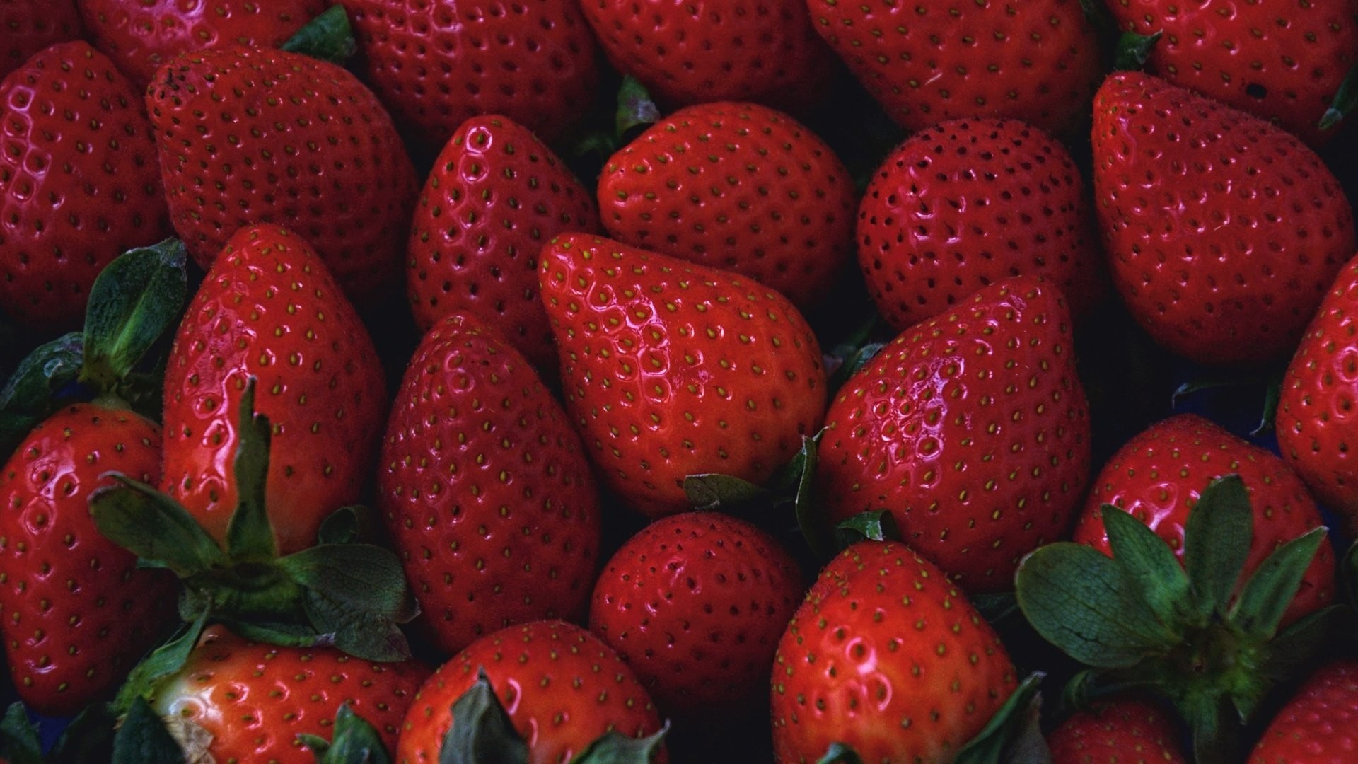 Strawberry Desktop Wallpaper