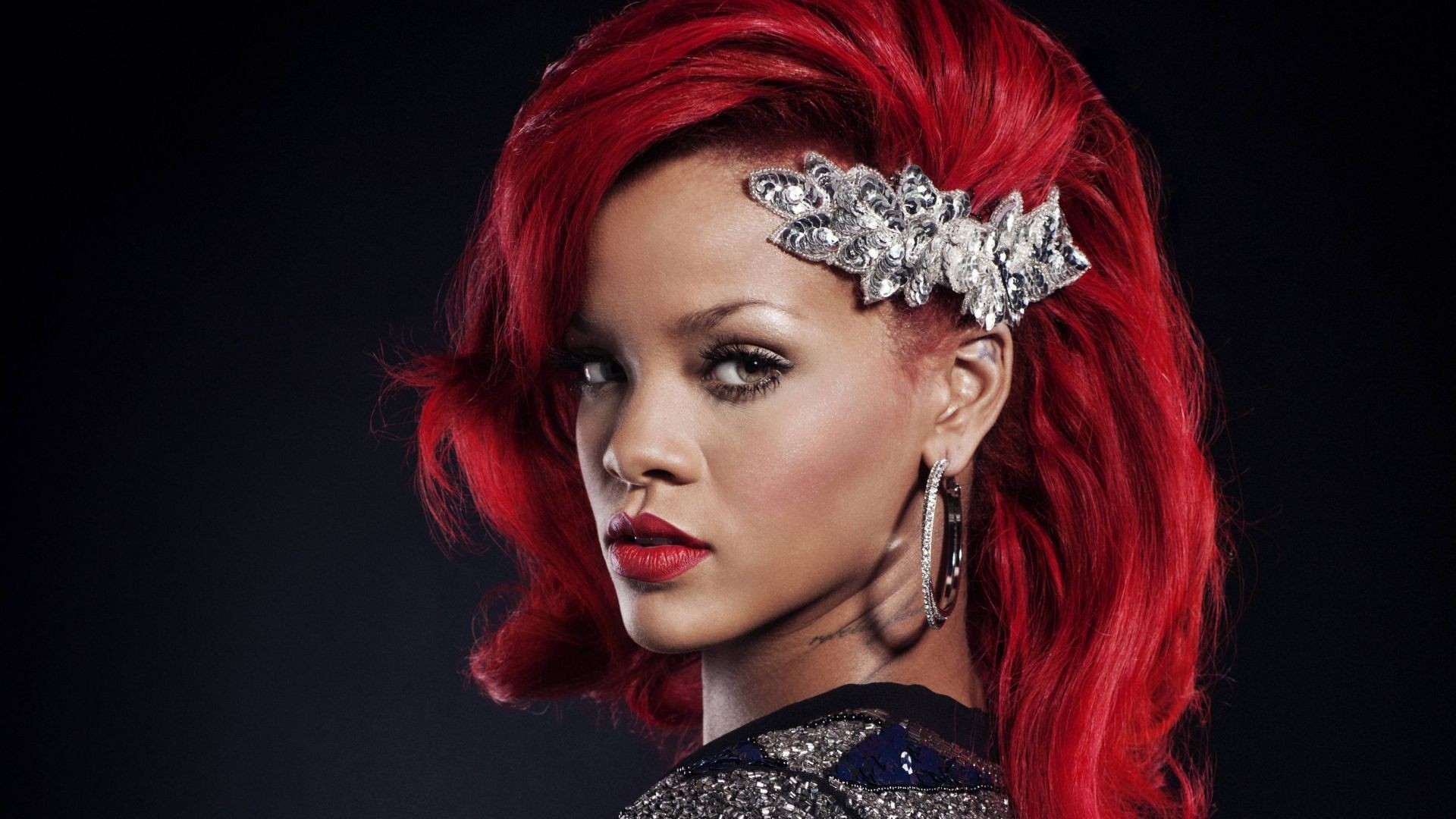 Rihanna hd desktop wallpaper