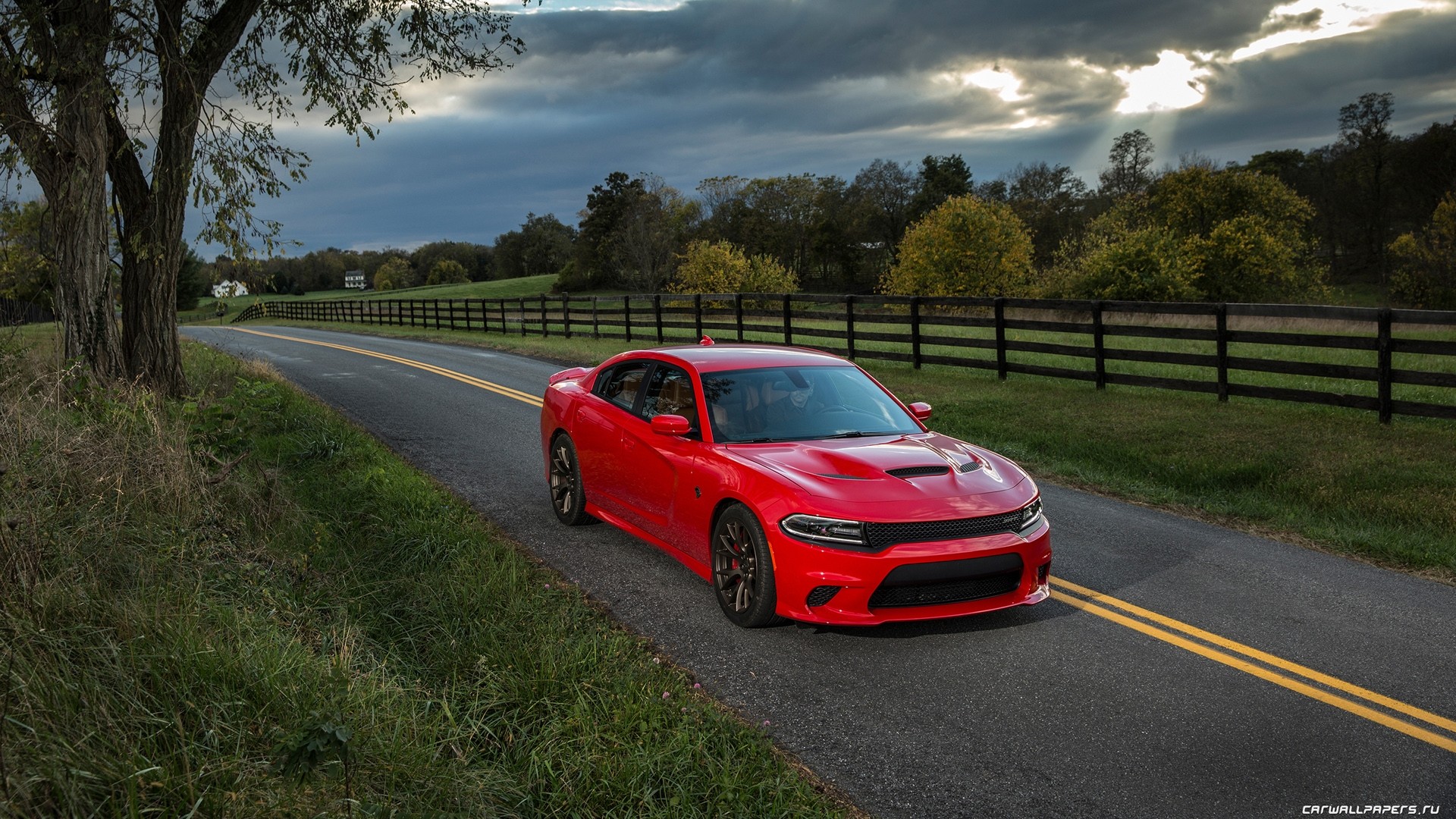 Charger Hellcat Free Wallpaper