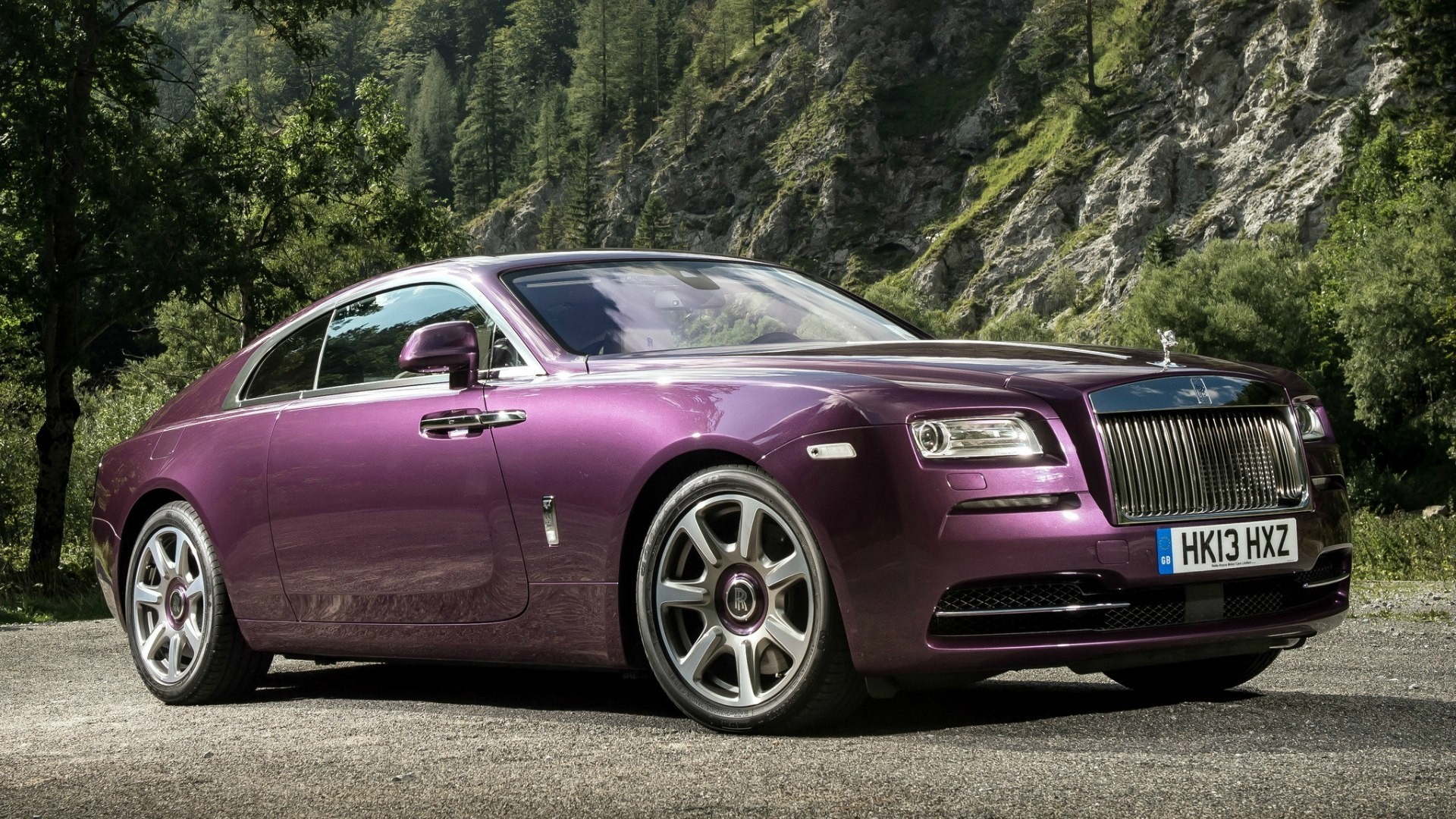 Rolls Royce Wraith Free Wallpaper and Background