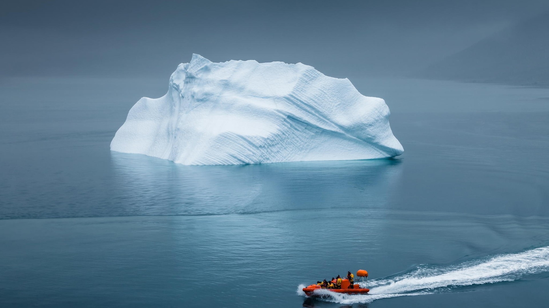 Iceberg Desktop wallpaper