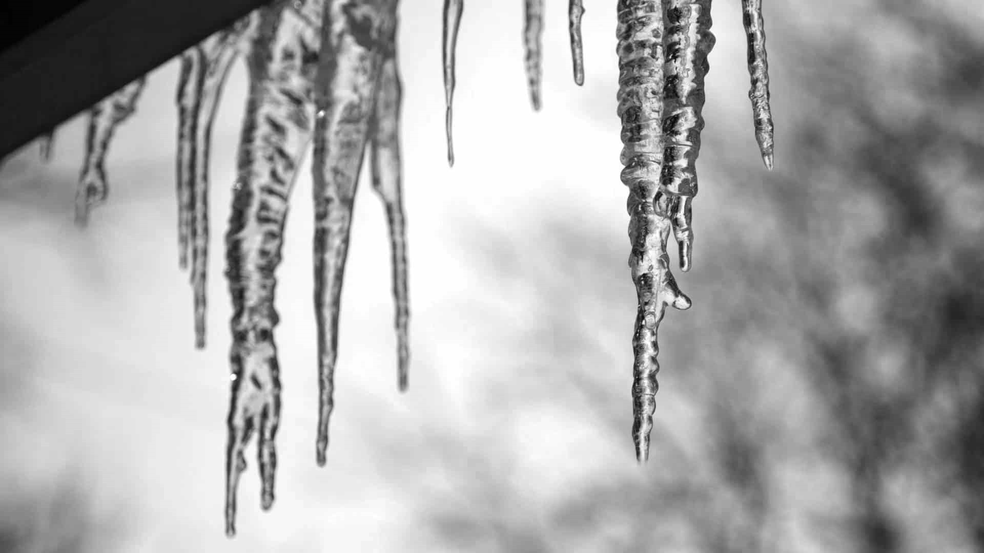 Icicles Background Wallpaper