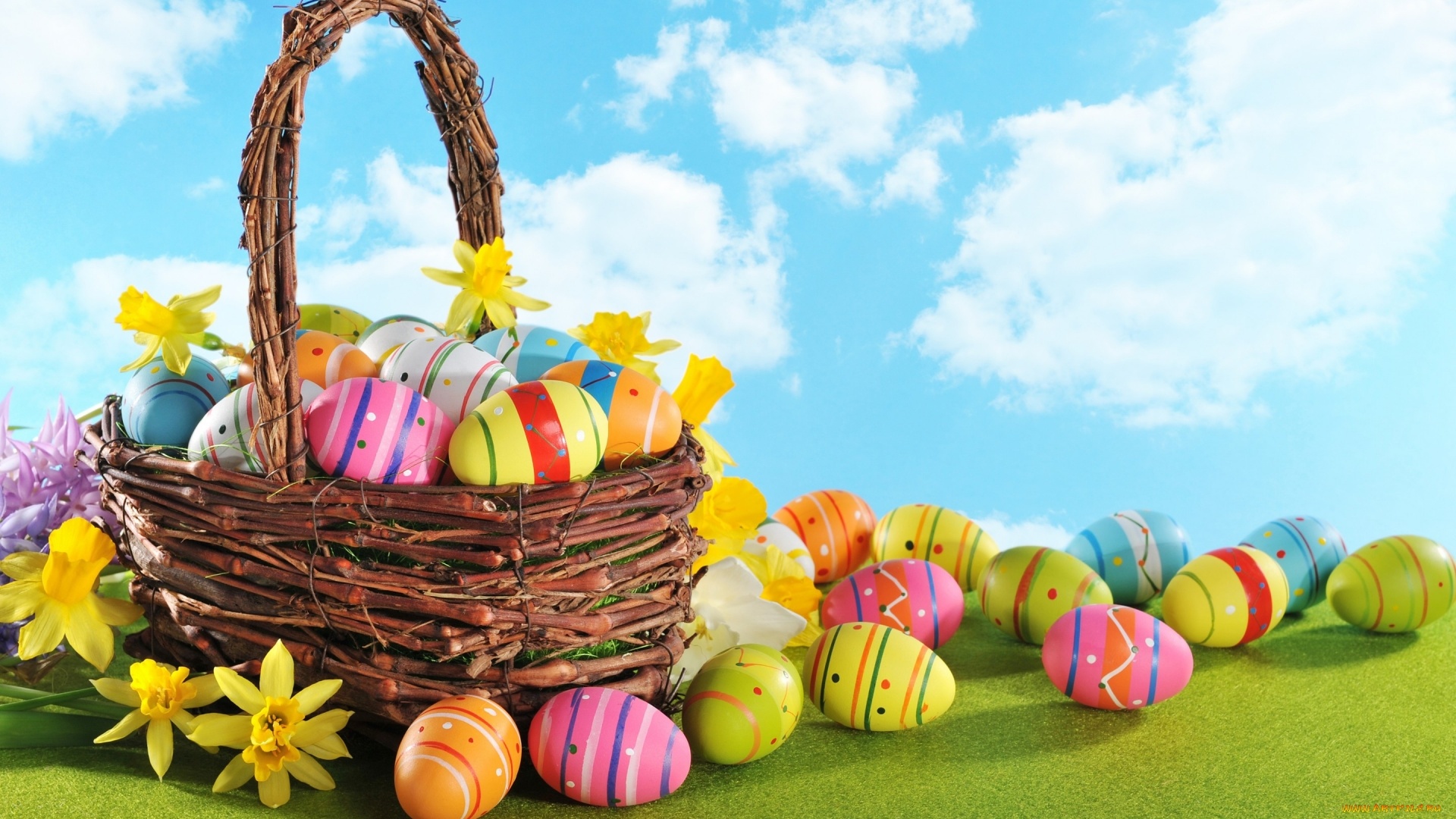 Easter Eggs In A Basket Pic