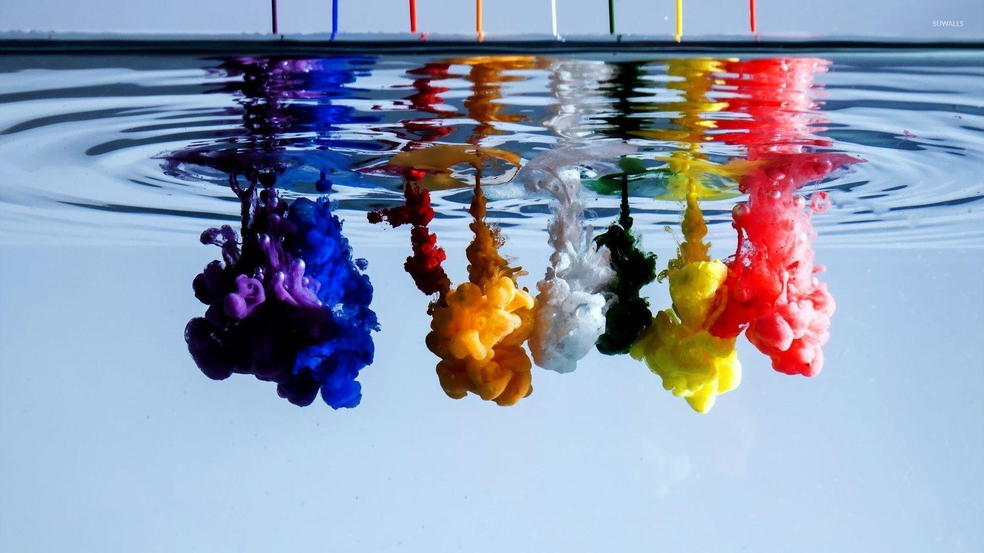 Paint In Water Pic