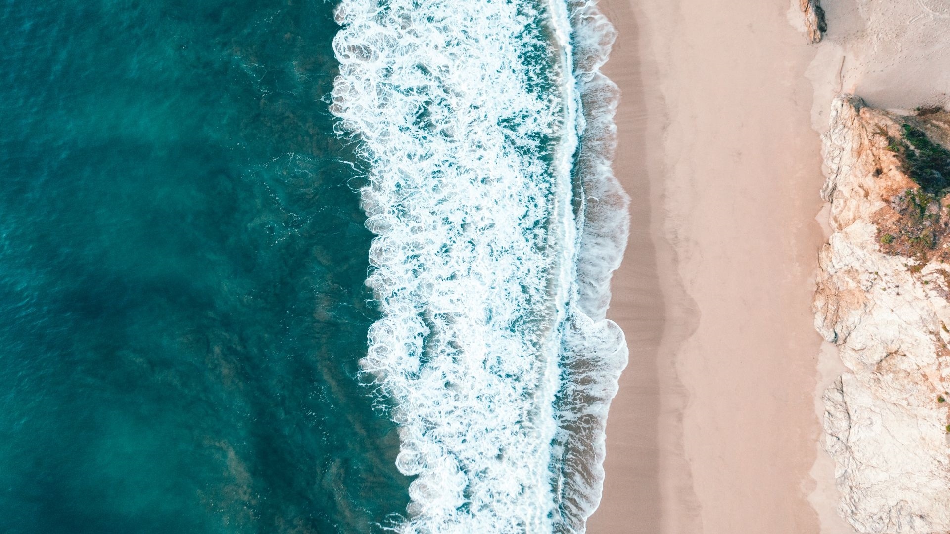 Sea ​​and Sand From Above best picture